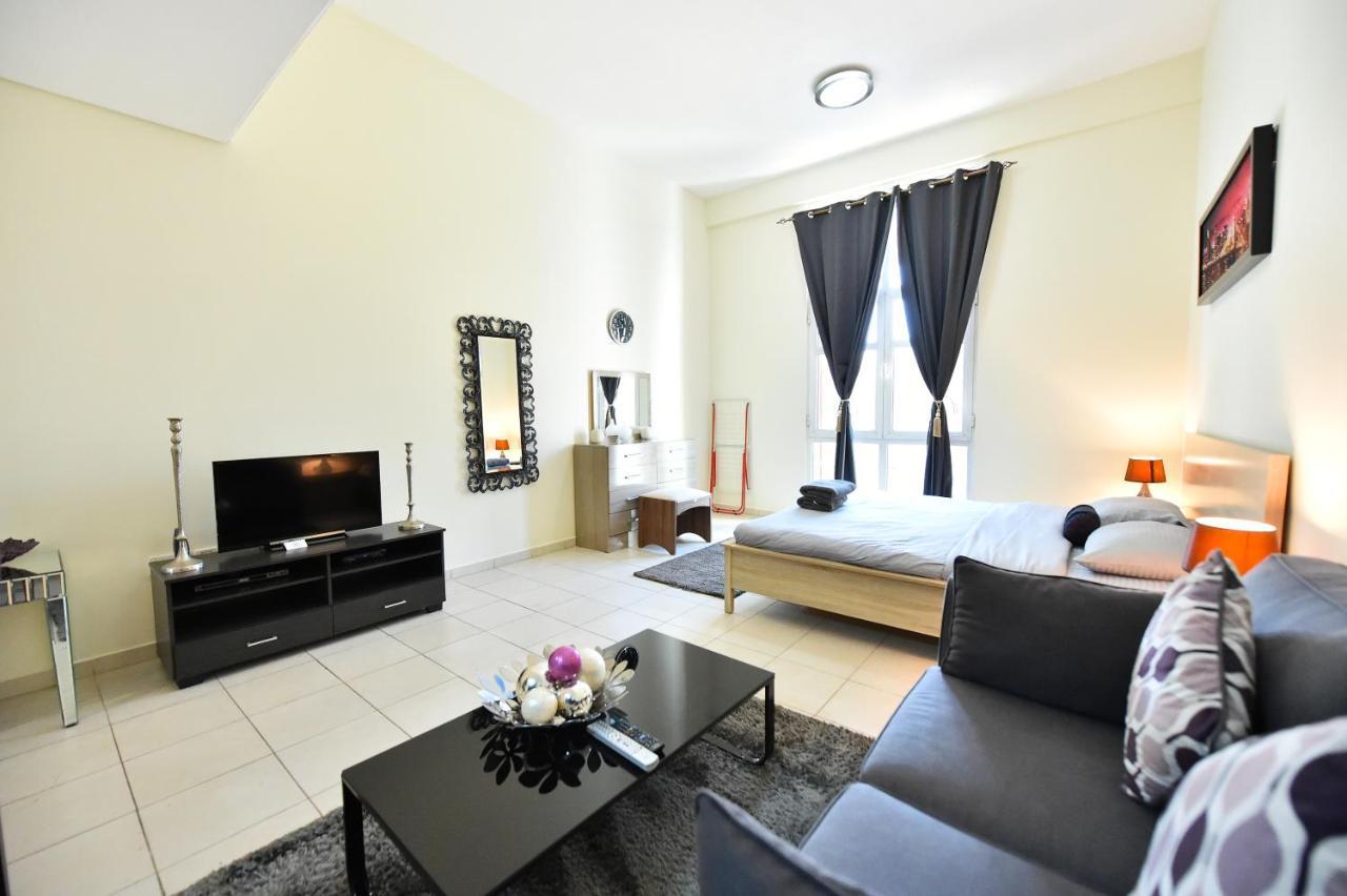 Luxury Escapes - Spacious Fully Furnished Studio Apt - Next To Metro, 5 Mins From Mall - Med46 Dubaj Kültér fotó